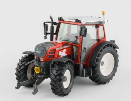 Fendt 211 Swiss.JPG